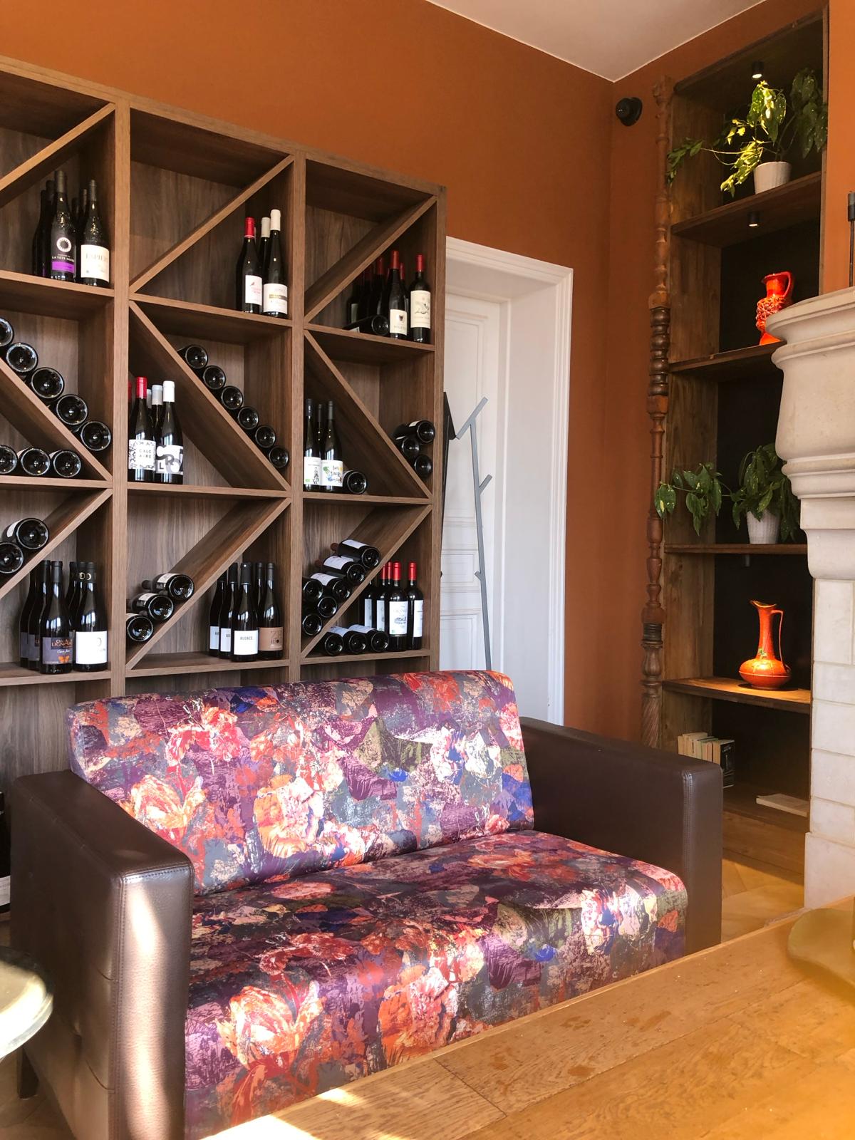 Salon canapé meuble vin Salon canapé meuble vin